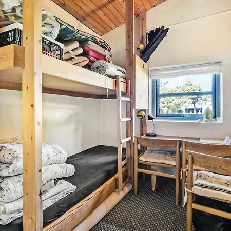 Beautiful In W/ Wifi And 4 Bedrooms